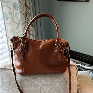 Chic Tan Leather Katee Shoulder Bag